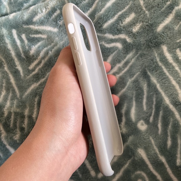 ✨3/$15✨iphone 11 silicone case - Picture 4 of 6